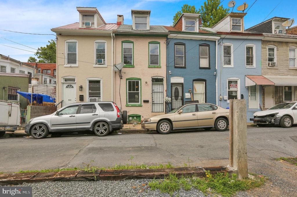 915 CULVERT ST, Reading, PA 19602