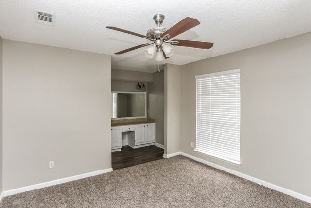 231 Myrtle Drive, Arlington, TX 76018