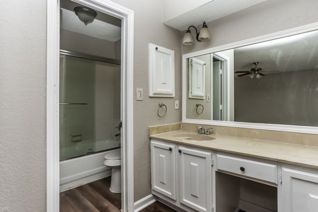 231 Myrtle Drive, Arlington, TX 76018