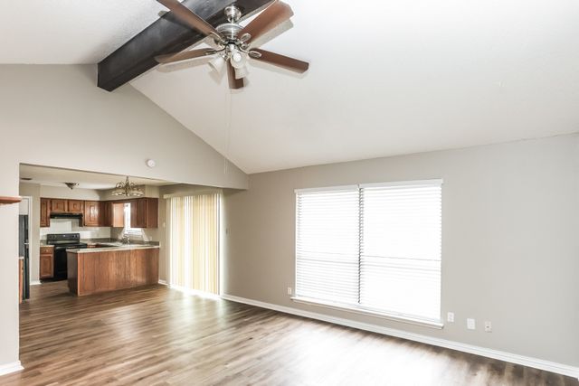 231 Myrtle Drive, Arlington, TX 76018