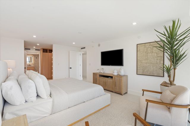 250 S. Ocean Blvd. 3e & 3f, Boca Raton, FL 33432