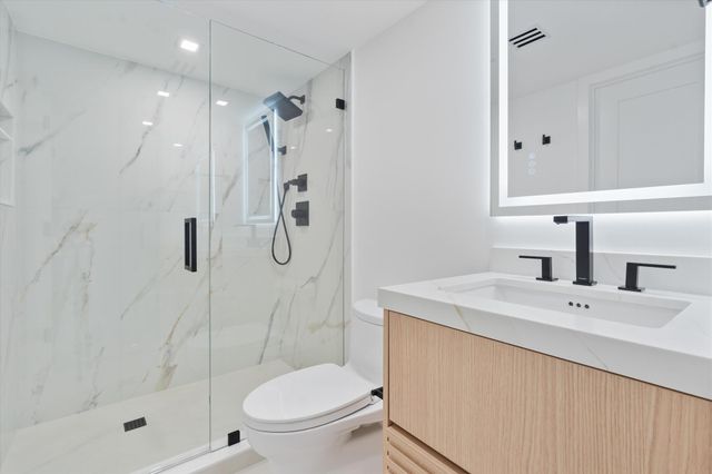 250 S. Ocean Blvd. 3e & 3f, Boca Raton, FL 33432