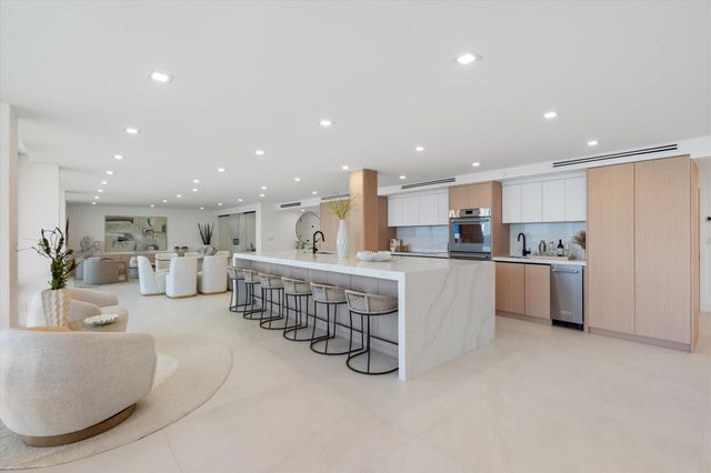 250 S. Ocean Blvd. 3e & 3f, Boca Raton, FL 33432