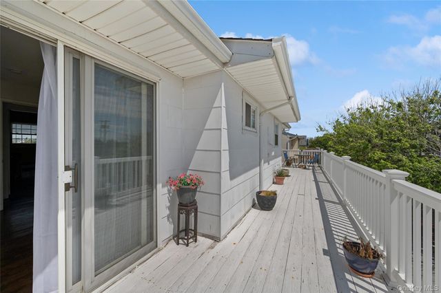 54 Acapulco Street, Atlantic Beach, NY 11509
