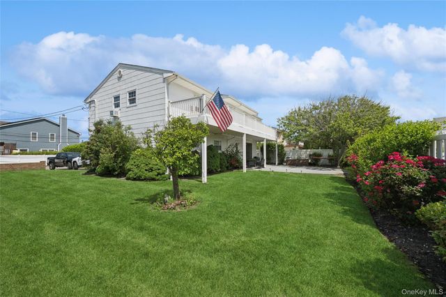 54 Acapulco Street, Atlantic Beach, NY 11509