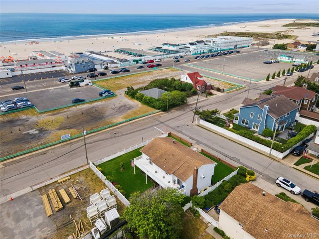 54 Acapulco Street, Atlantic Beach, NY 11509