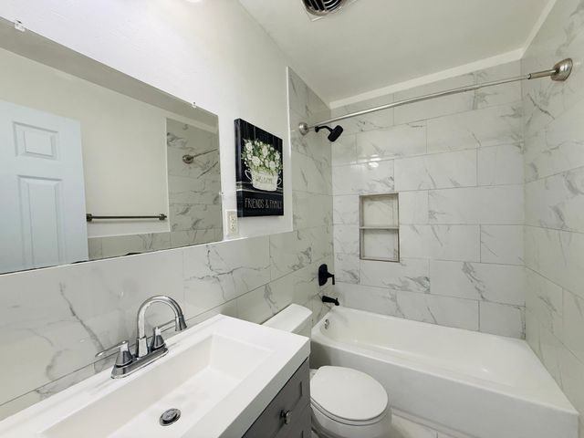 1299 Matilda Street, Saint Paul, MN 55117