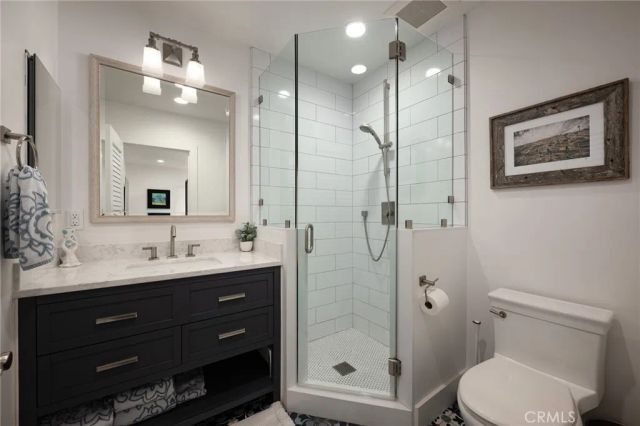 519 Signal Road, Newport Beach, CA 92663