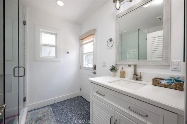 519 Signal Road, Newport Beach, CA 92663