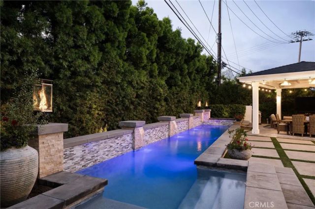 519 Signal Road, Newport Beach, CA 92663