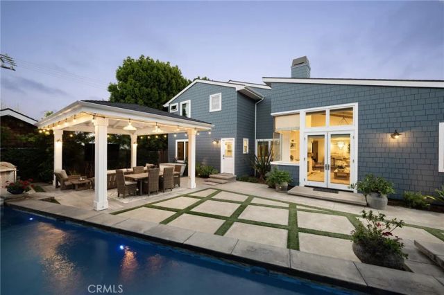 519 Signal Road, Newport Beach, CA 92663