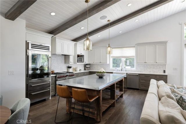 519 Signal Road, Newport Beach, CA 92663