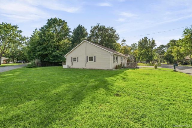 21 Midway Drive, Monroe, NY 10950