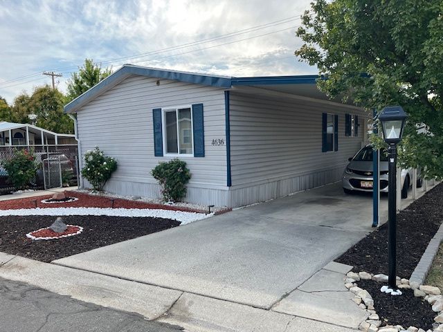 4636 CARMELLIA DR, Salt Lake City, UT 84123