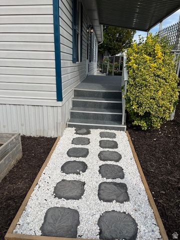 4636 CARMELLIA DR, Salt Lake City, UT 84123