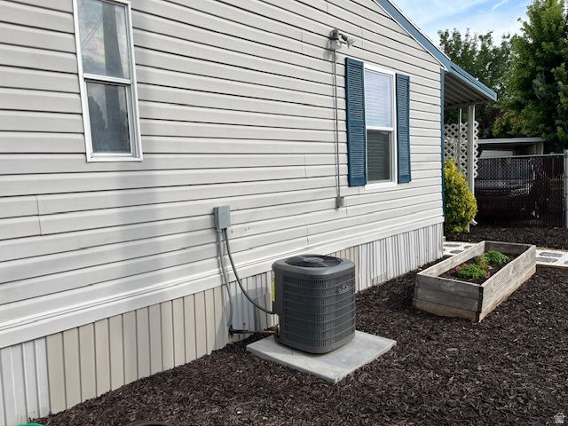 4636 CARMELLIA DR, Salt Lake City, UT 84123