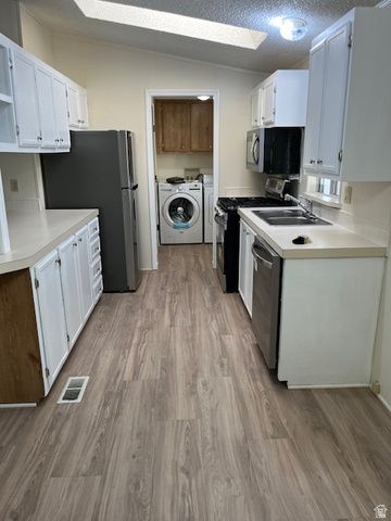 4636 CARMELLIA DR, Salt Lake City, UT 84123