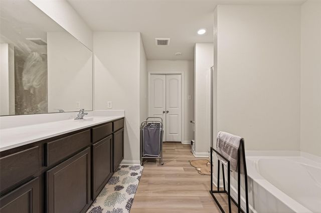 23005 Shakespeare Drive, Magnolia, TX 77355