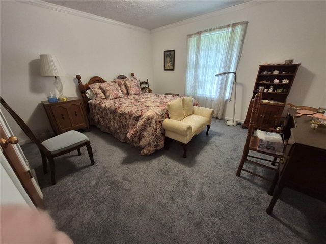 814 Oak Leaf Street, La Porte, TX 77571