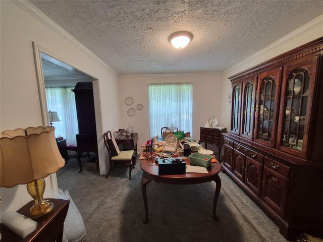 814 Oak Leaf Street, La Porte, TX 77571