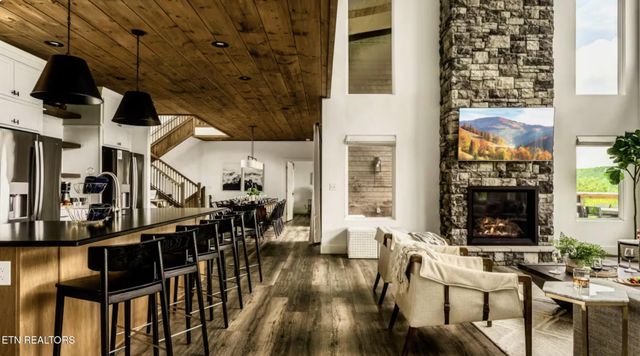 712 Bear Walk Way, Gatlinburg, TN 37738