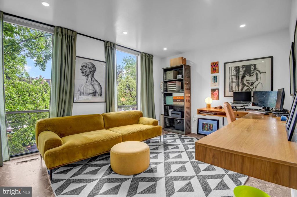 Image 17 of property listing at 1410 MASON ST, Baltimore, MD 21217