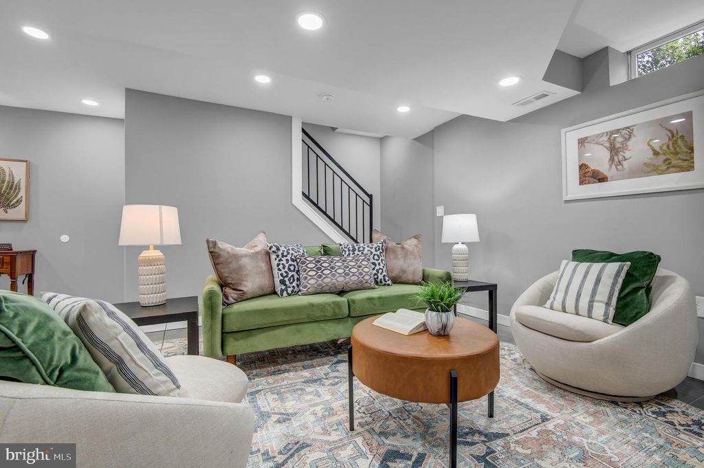 Image 22 of property listing at 1410 MASON ST, Baltimore, MD 21217