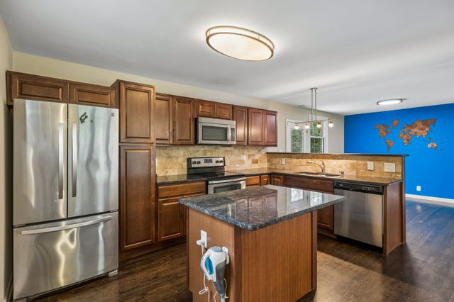225 Bonnafield Dr, Hermitage, TN 37076