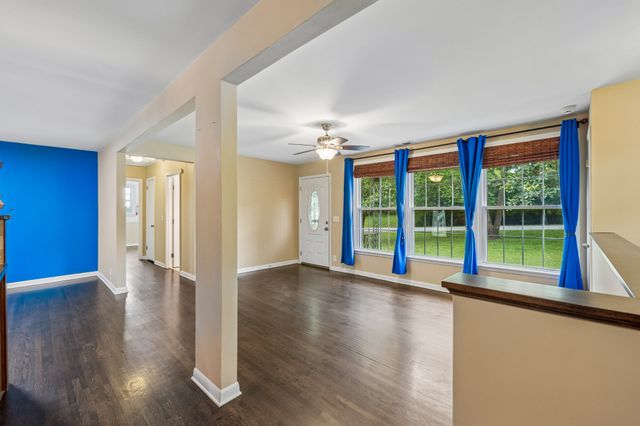 225 Bonnafield Dr, Hermitage, TN 37076