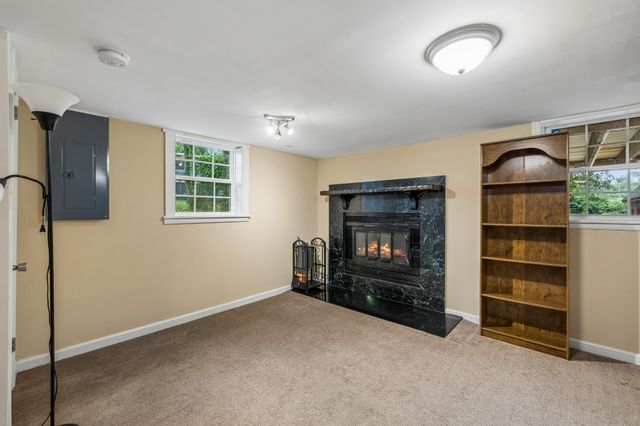 225 Bonnafield Dr, Hermitage, TN 37076