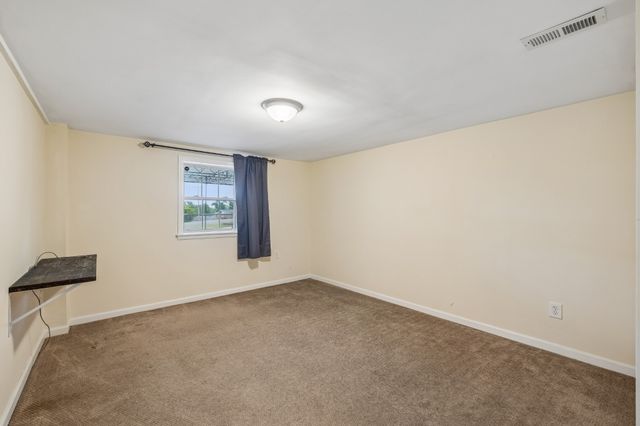 225 Bonnafield Dr, Hermitage, TN 37076