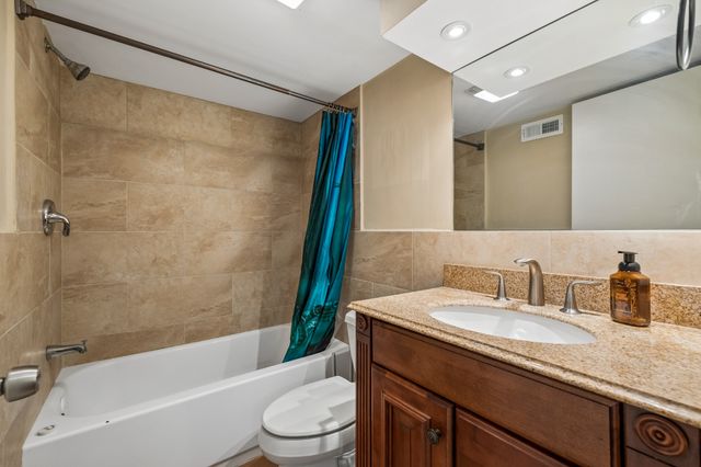 225 Bonnafield Dr, Hermitage, TN 37076