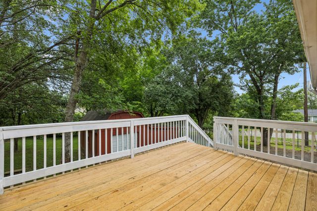 225 Bonnafield Dr, Hermitage, TN 37076