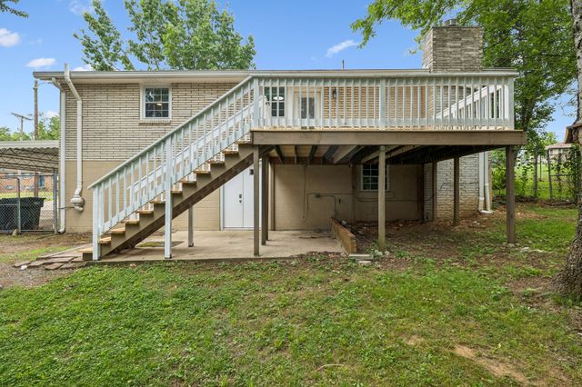 225 Bonnafield Dr, Hermitage, TN 37076