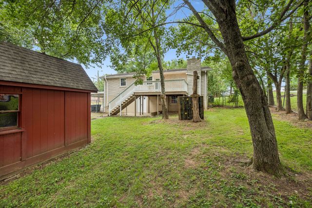 225 Bonnafield Dr, Hermitage, TN 37076