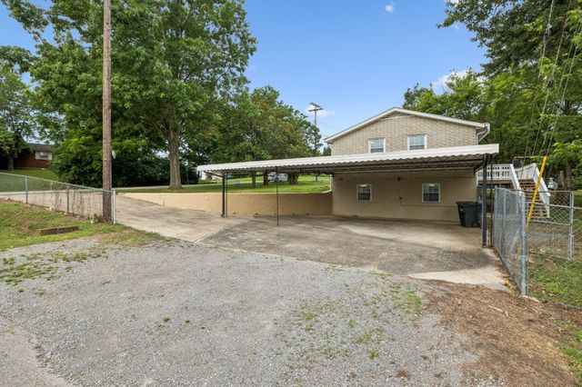 225 Bonnafield Dr, Hermitage, TN 37076