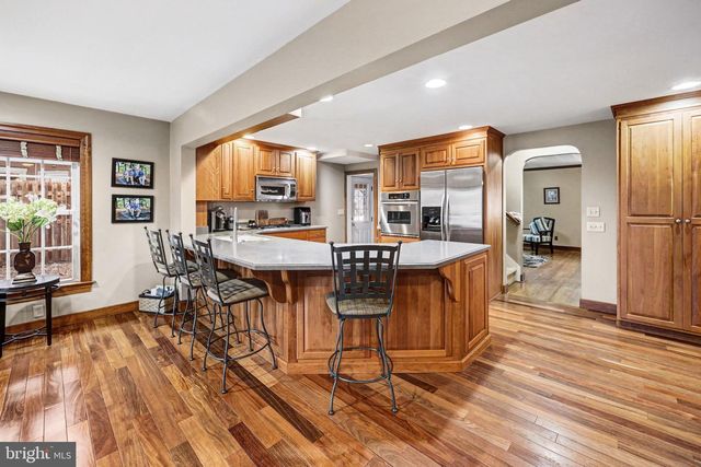 251 MAPLE AVE, Hershey, PA 17033