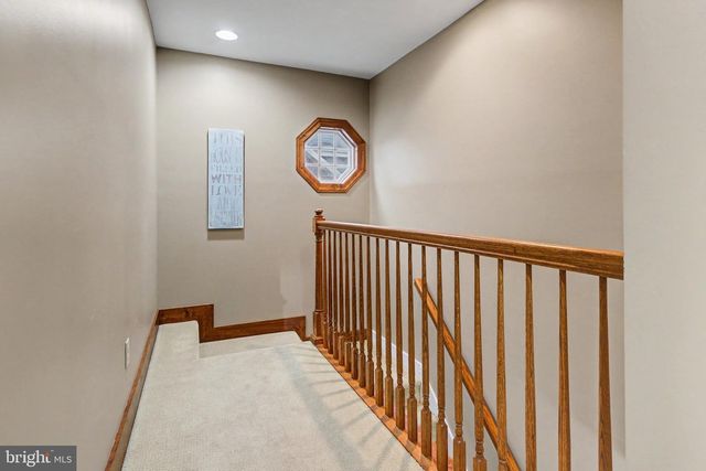 251 MAPLE AVE, Hershey, PA 17033