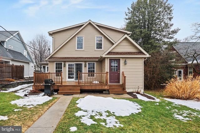 251 MAPLE AVE, Hershey, PA 17033