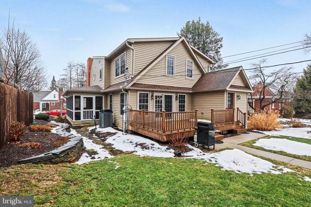 251 MAPLE AVE, Hershey, PA 17033