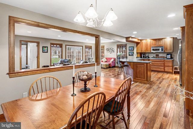 251 MAPLE AVE, Hershey, PA 17033