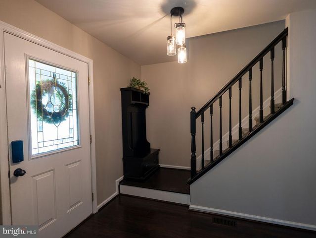 1211 JOANN DR, Millville, NJ 08332