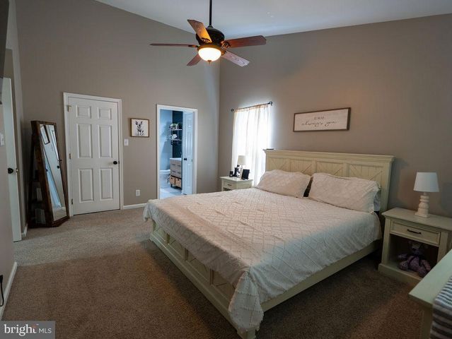 1211 JOANN DR, Millville, NJ 08332