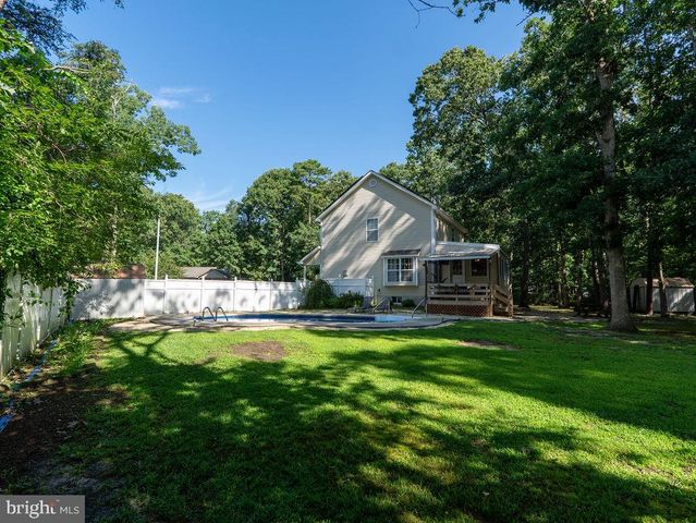 1211 JOANN DR, Millville, NJ 08332