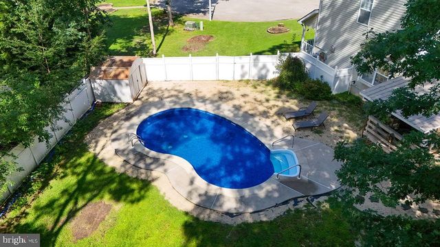 1211 JOANN DR, Millville, NJ 08332