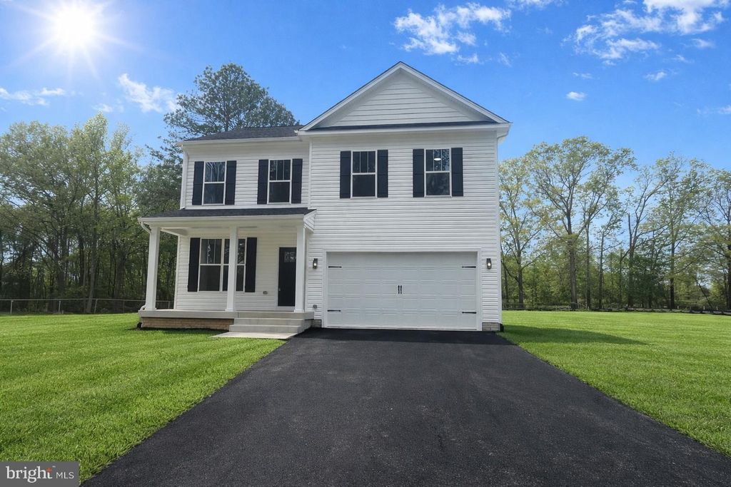 31 BLUE STONE DR, Fredericksburg, VA 22405