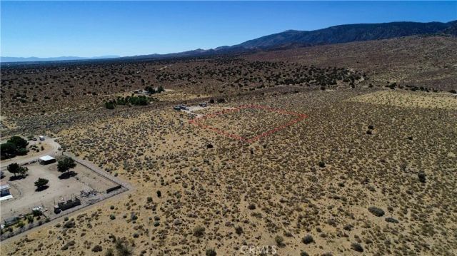31400 227th Street East, Llano, CA 93544