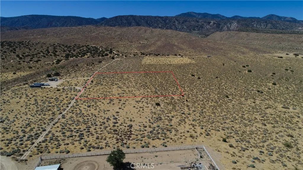 31400 227th Street East, Llano, CA 93544