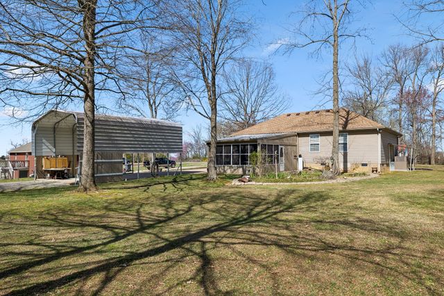 112 Switchboard Rd, Portland, TN 37148