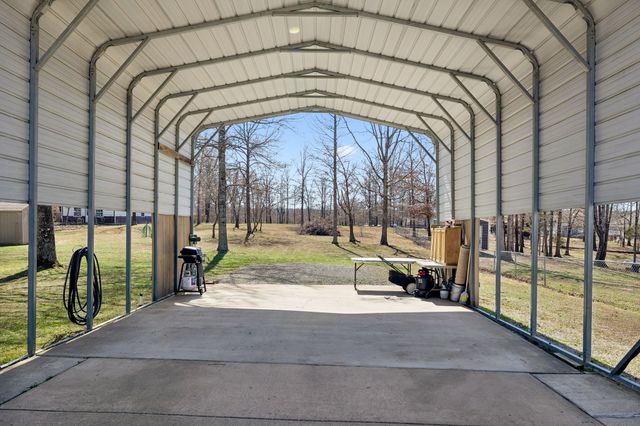 112 Switchboard Rd, Portland, TN 37148